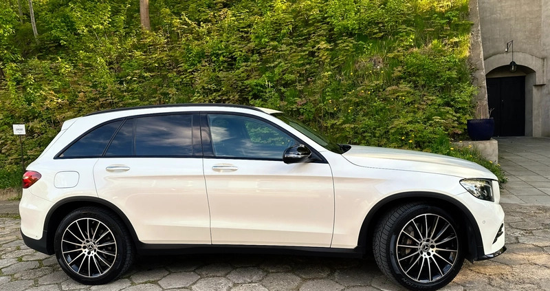 Mercedes-Benz GLC cena 160000 przebieg: 123500, rok produkcji 2018 z Warszawa małe 154